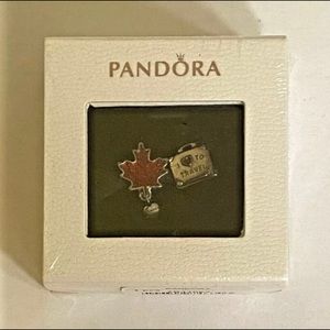 Pandora - I Love to Travel Canadian set - TR11063
